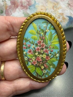 Vintage Oval Frame Brooch with Pink Blossoms #116PO